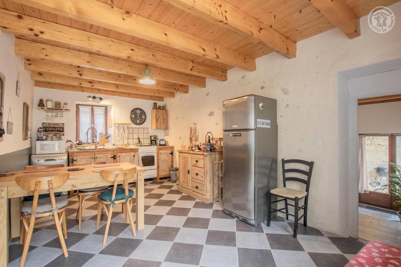 Gite La Montagnette Ruffieux Exteriör bild
