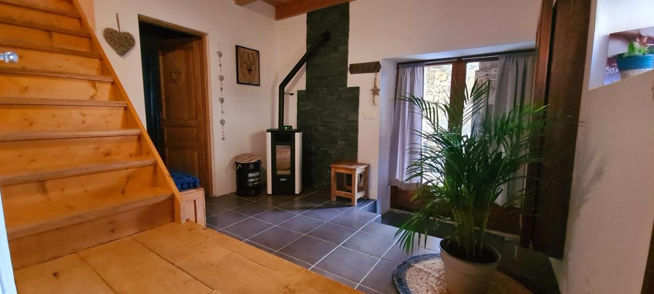 Gite La Montagnette Ruffieux Exteriör bild